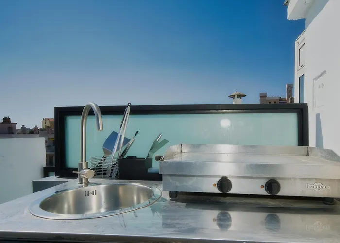 Luxury - Rooftop & Jacuzzi * Nice