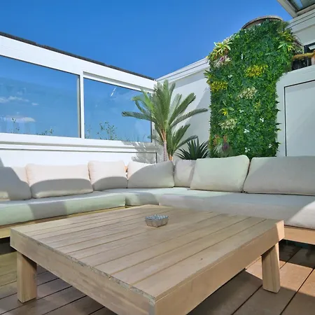 Luxury - Rooftop & Jacuzzi Appartamento