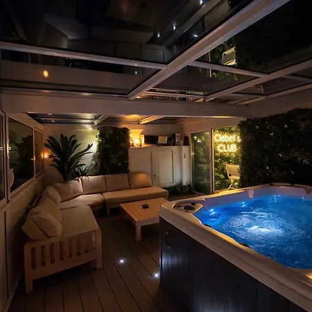 Appartamento Luxury - Rooftop & Jacuzzi *